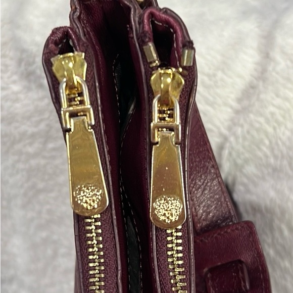 Vince Camuto New York Handbag, 100% Leather, burgundy color, - Picture 6 of 16